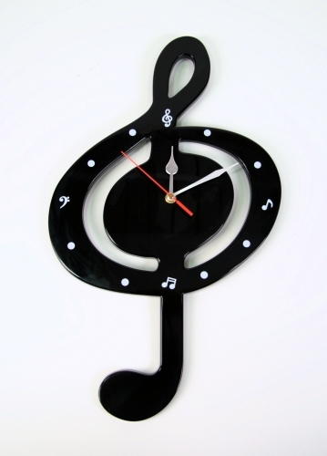 Wall clock, treble clef
