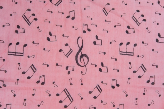 fine scarf with treble clef and notes, different colors - color: pink/black